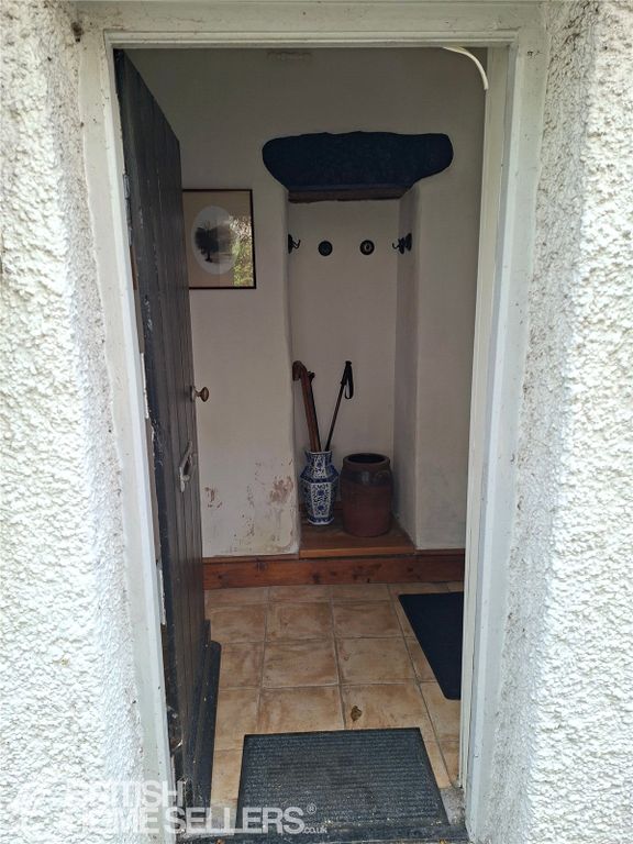 Property photo 3 of 17 Picture No. 15