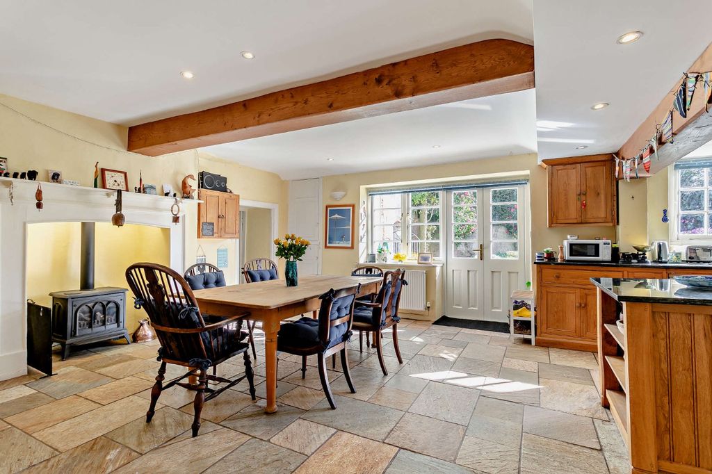 Property photo 1 of 25 Dining