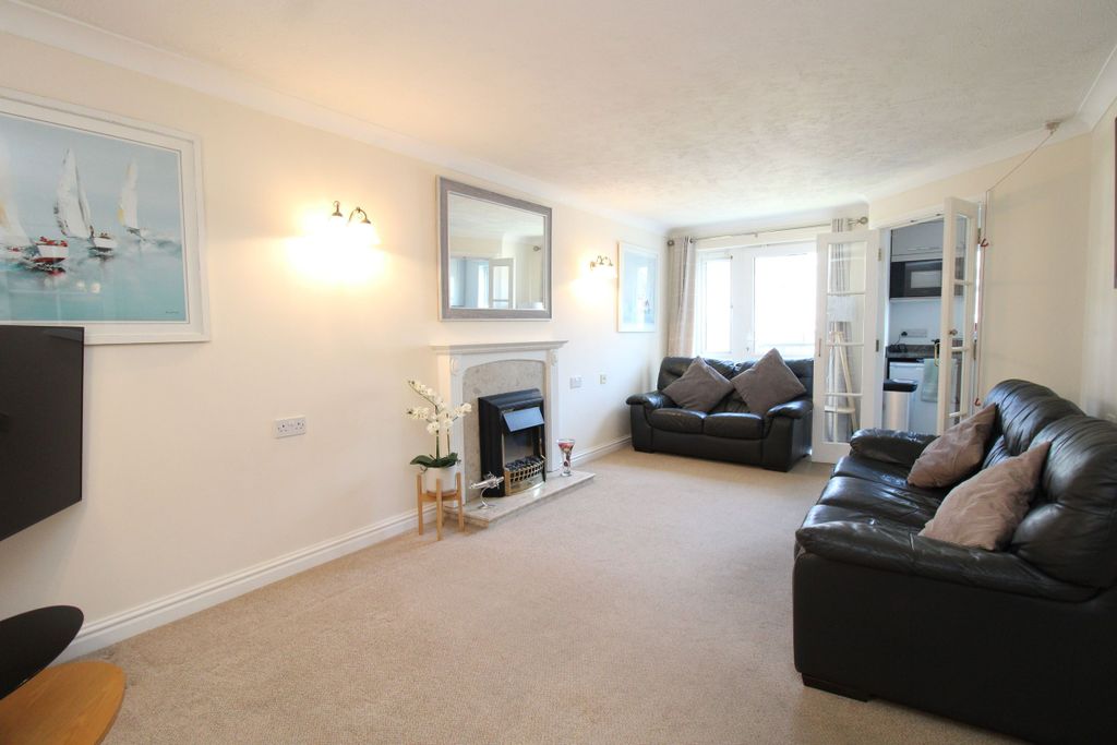 Property photo 2 of 15
