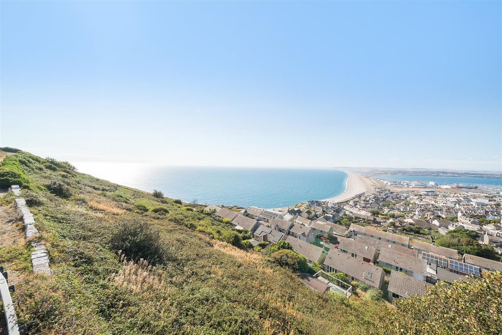 Property photo 2 of 11 2-6A833018Cf542-1508812-1A0106Bd09980-003-2-1.Jpg