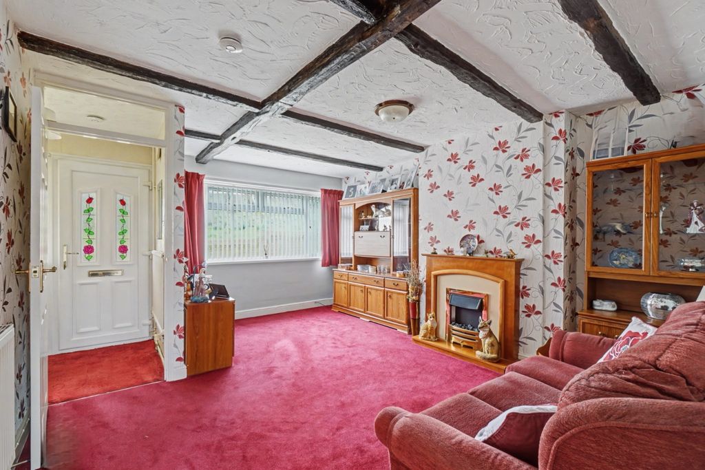 Property photo 2 of 15 4836415