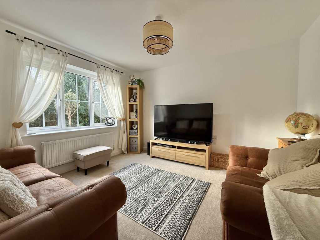 Property photo 3 of 25 Photo 22