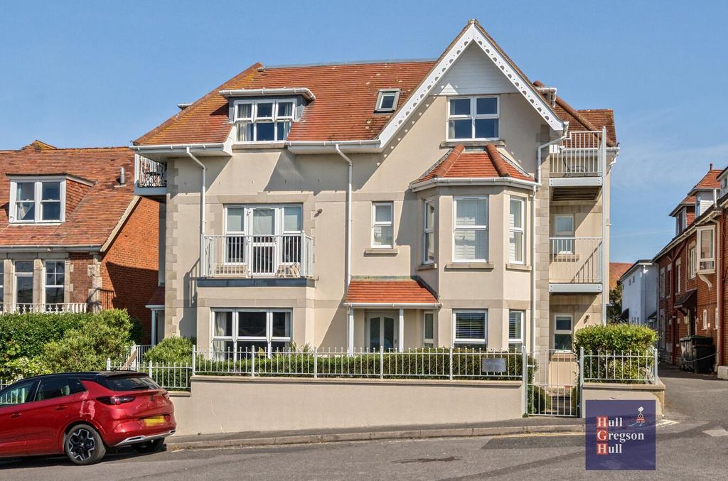 Property photo 1 of 19 6cd0272c-40Ed-4658-A33E-751ccc3Dcec8.Jpg