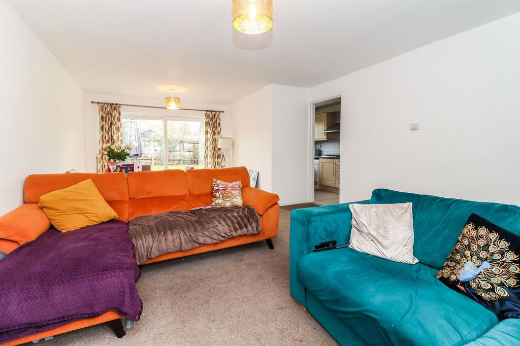 Property photo 2 of 16