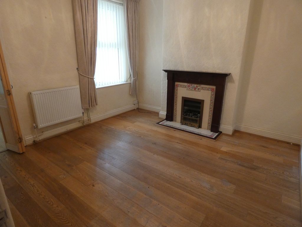 Property photo 3 of 13 Rear Lounge