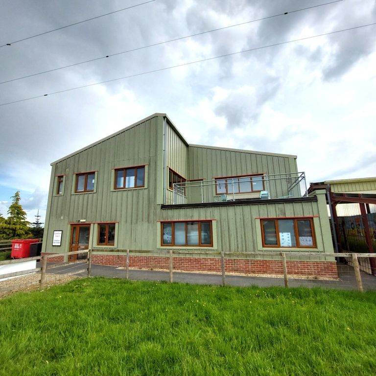Property photo 1 of 7