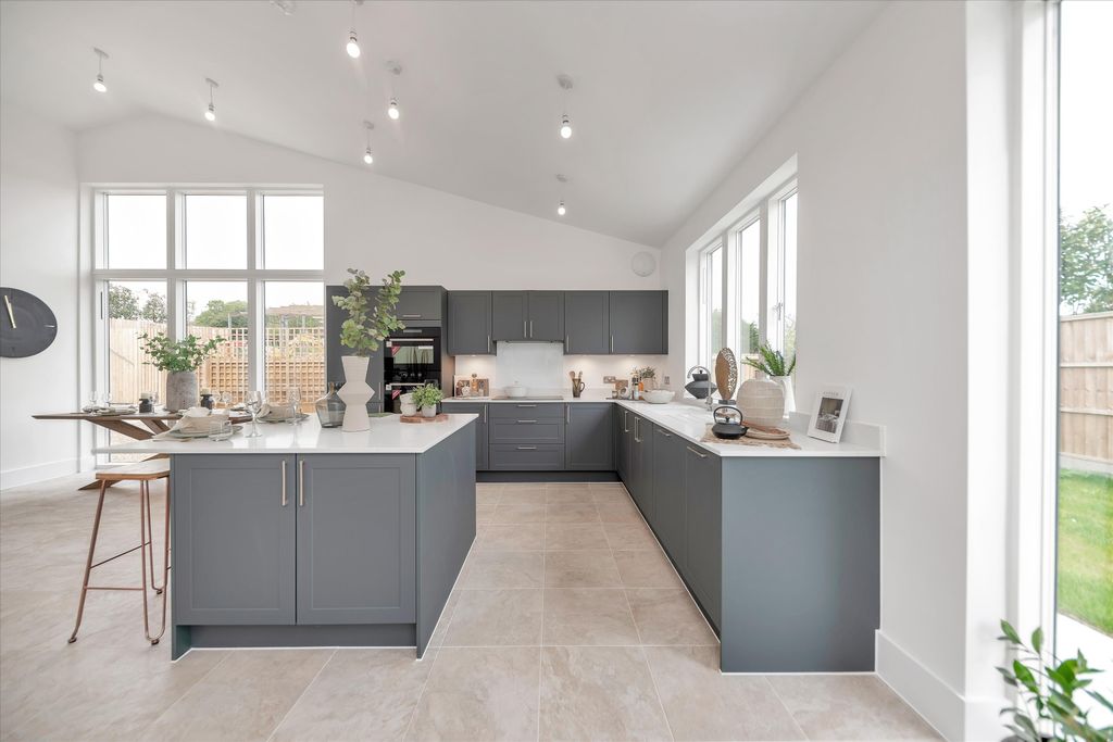 Property photo 3 of 11 Image