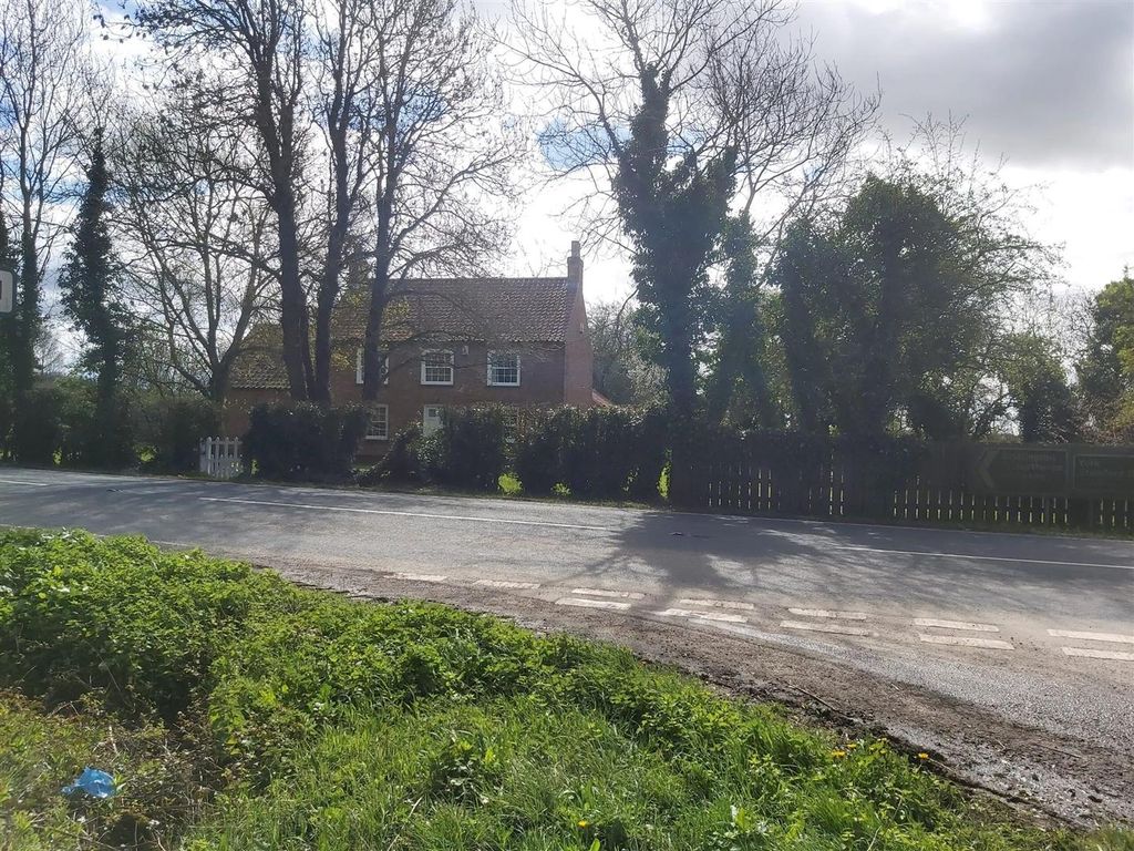 Property photo 2 of 11 12 Jpeg.Jpeg