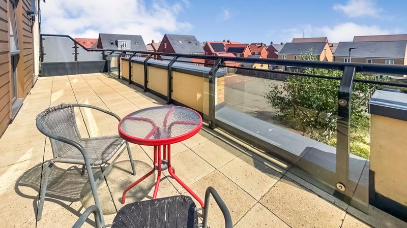 Property photo 1 of 16 Balcony