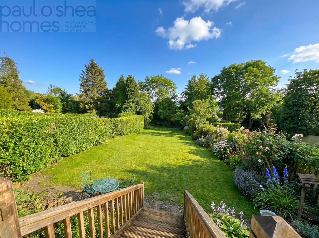 Property photo 1 of 16 Garden_Rear_Summer