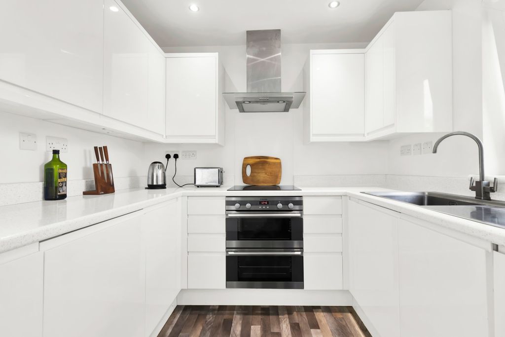 Property photo 2 of 38 Kitchen