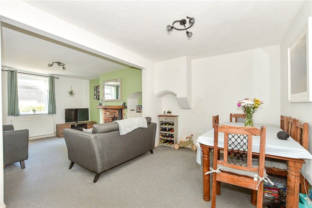 Property photo 3 of 9 Dining Area