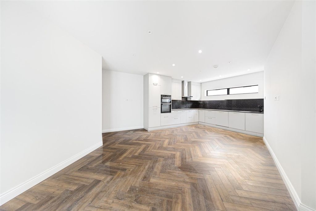 Property photo 1 of 12 094A1272.Jpg