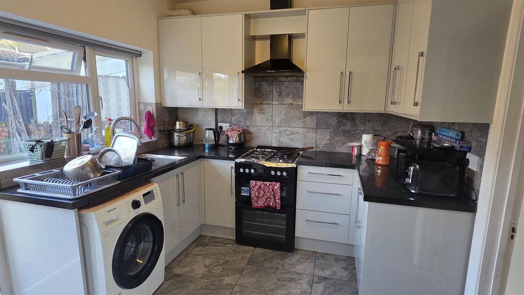 Property photo 3 of 8 20260120_114926.Jpg