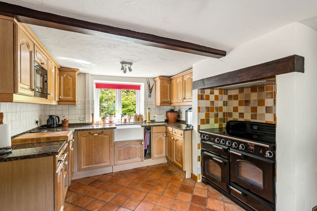 Property photo 2 of 38 67