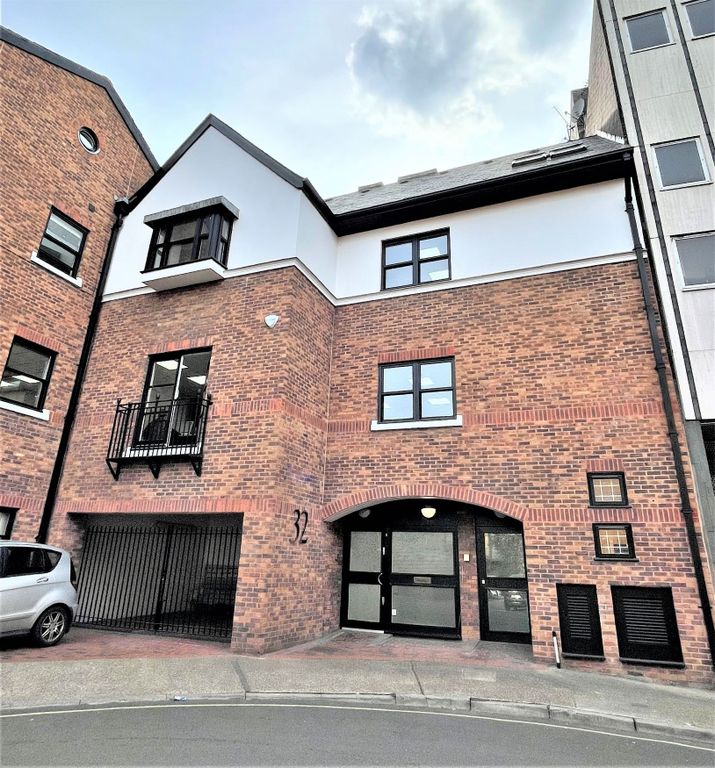 Property photo 2 of 14