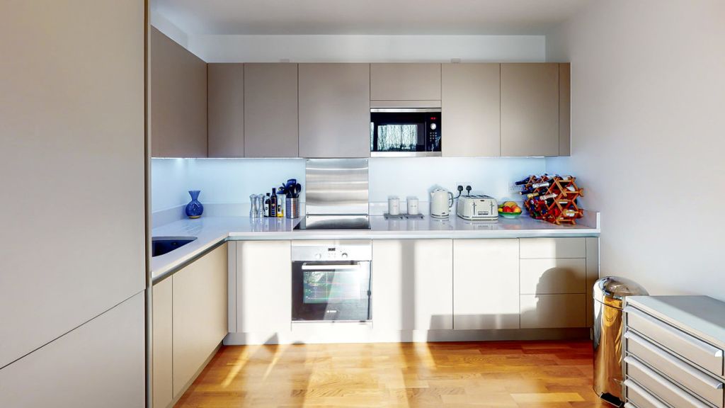 Property photo 2 of 9