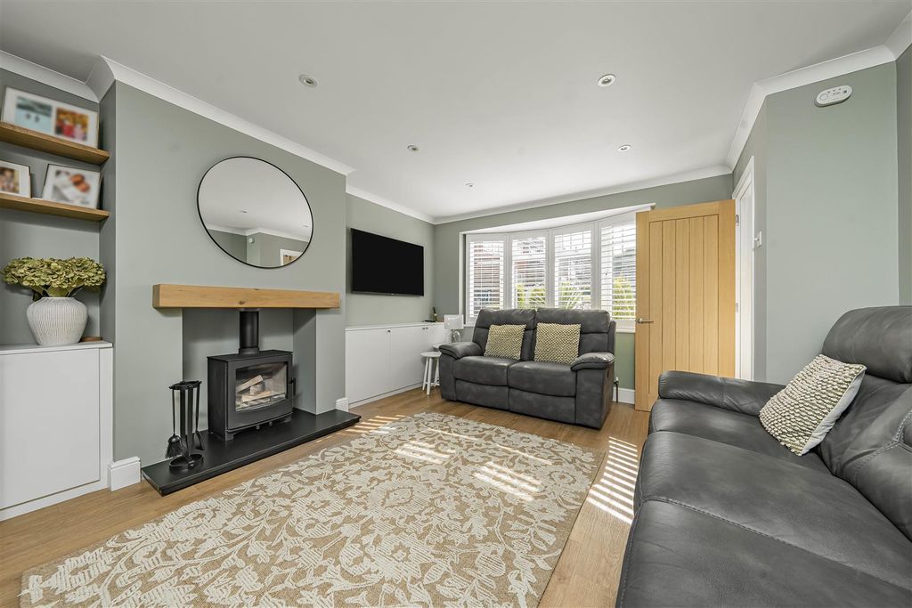 Property photo 3 of 18 Photo Sep 29 2025, 12 43 56 Pm.Jpg