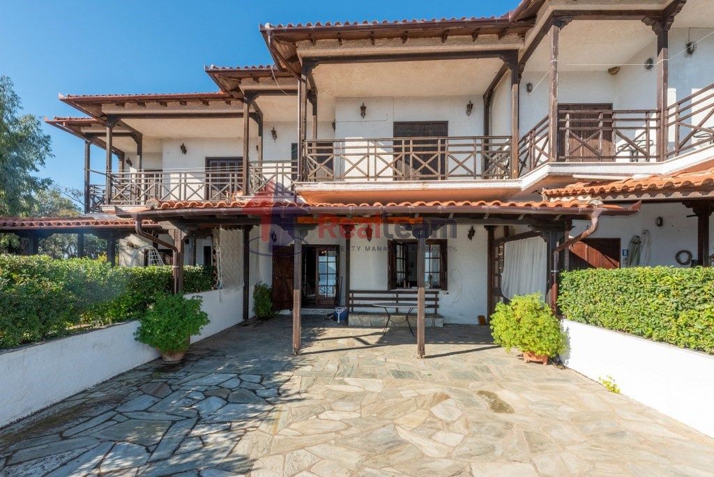 Property photo 3 of 30