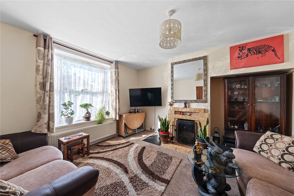 Property photo 2 of 12 Picture No. 05