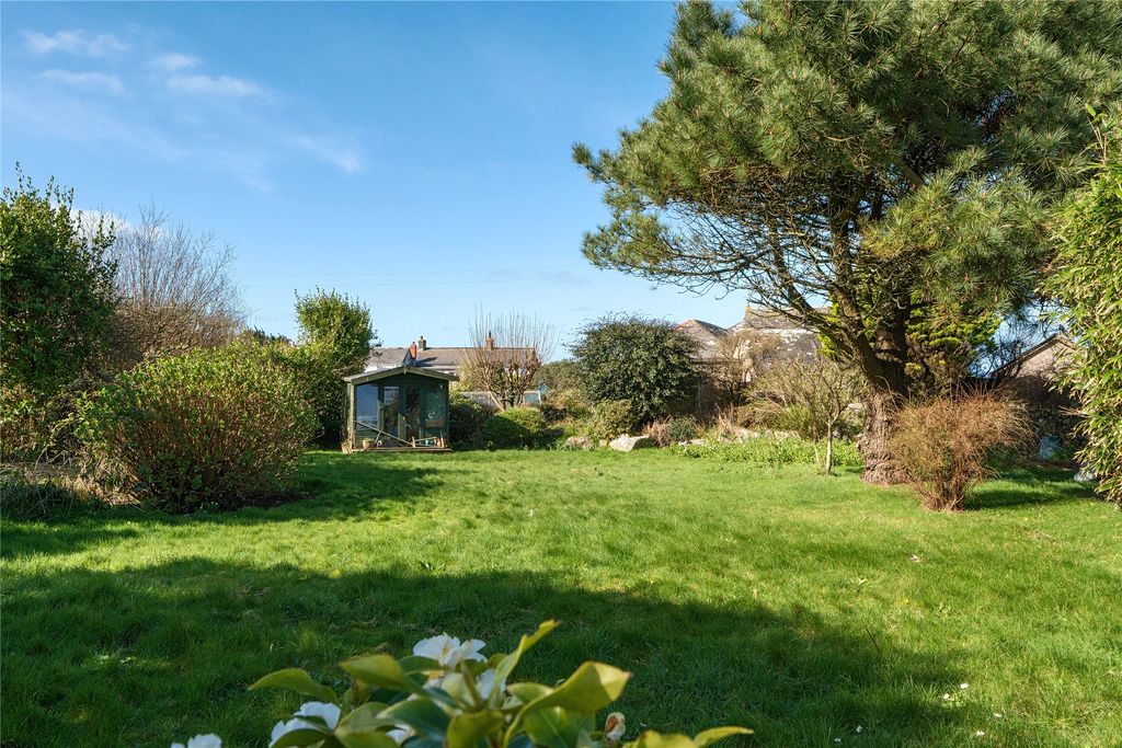 Property photo 3 of 18 Picture No. 28