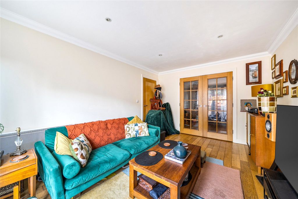 Property photo 2 of 16 Picture No. 26