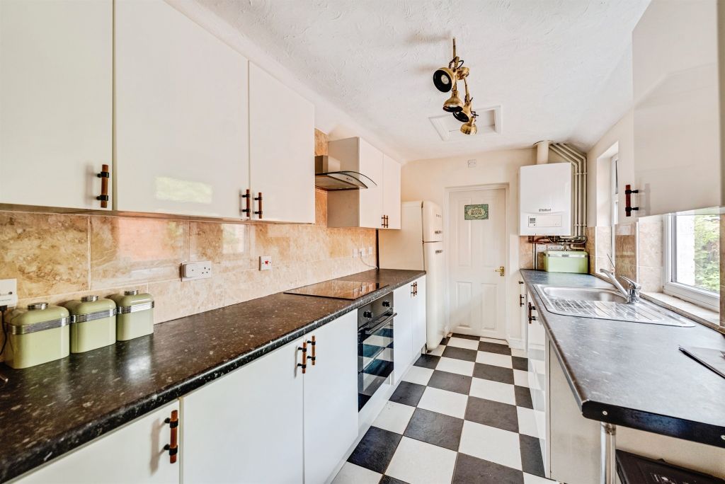 Property photo 2 of 14