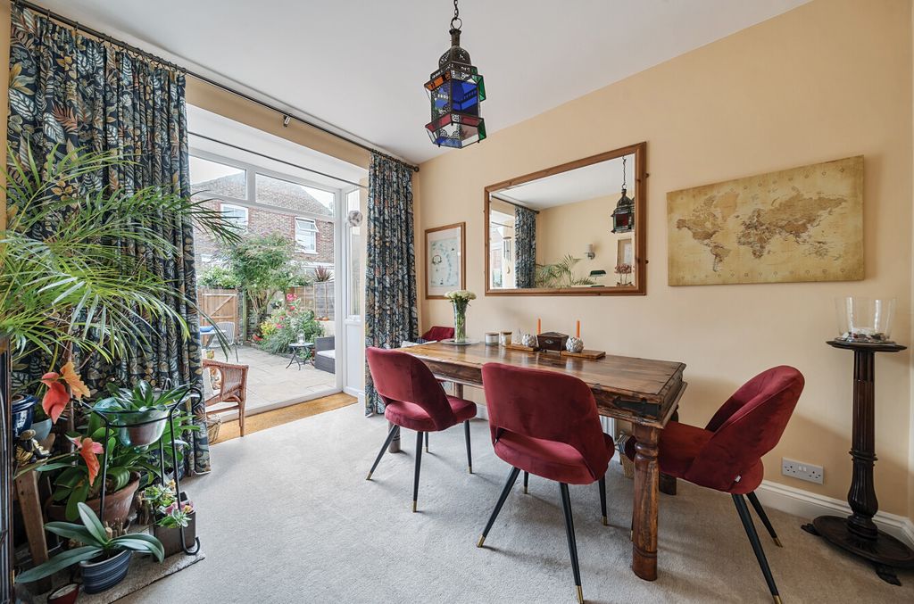 Property photo 3 of 10 1333077-6-688B8A2...