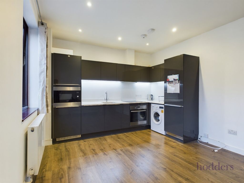 Property photo 2 of 7 Picture No. 30