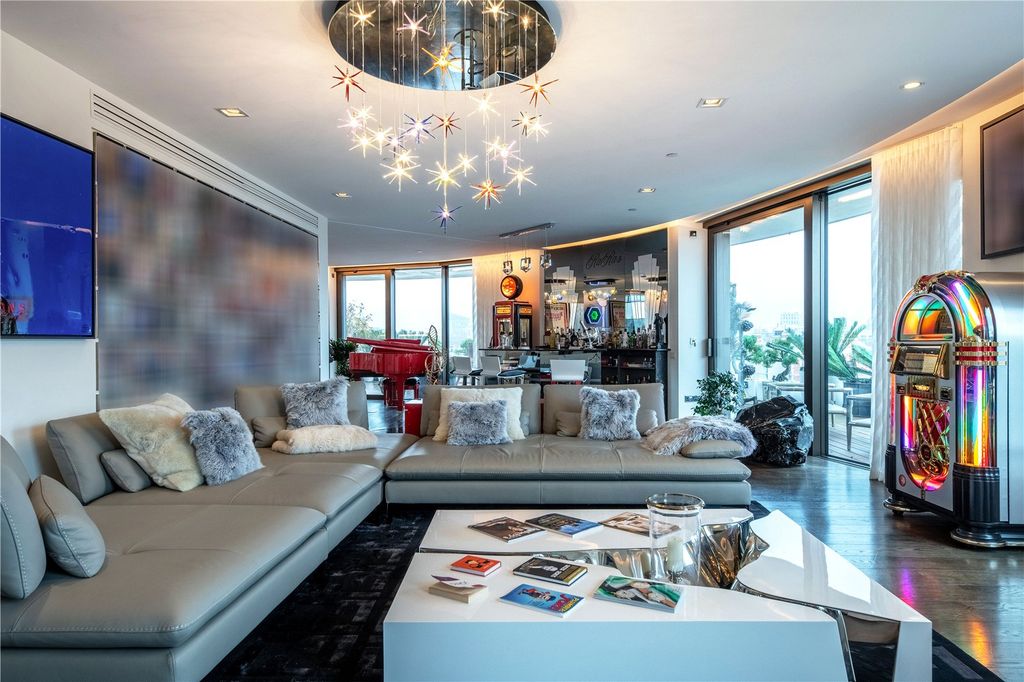 Property photo 2 of 25 Reception Room