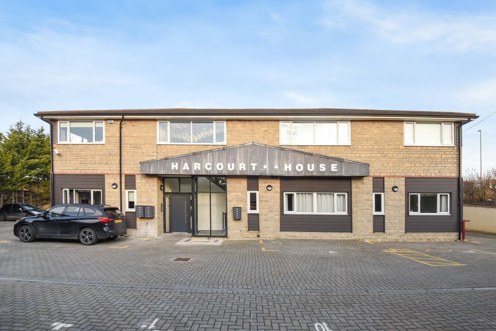 Property photo 1 of 4 165479 (7)c