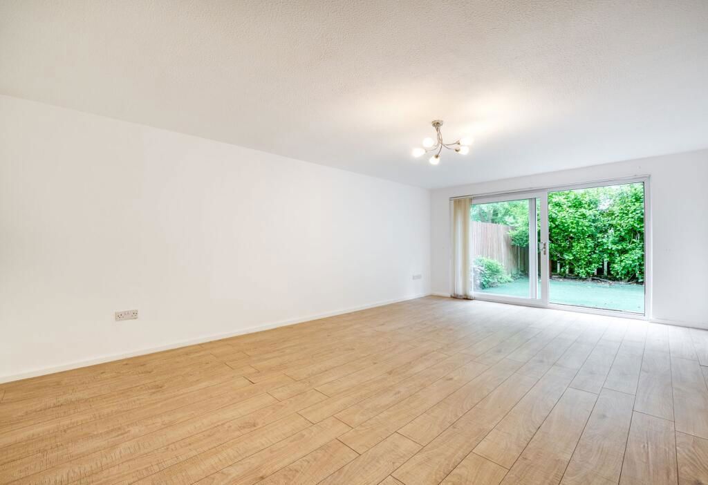 Property photo 3 of 21
