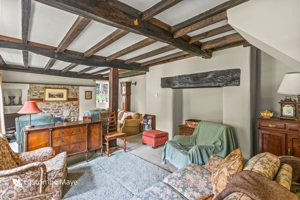 Property photo 2 of 19