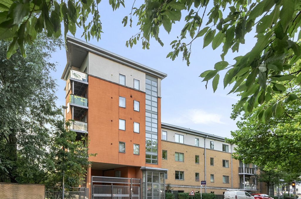 Property photo 1 of 20 1-6A502A1Db7Eb2-1...