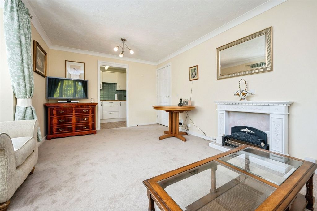Additional image 5 of 2 bed flat for saleRosebury Court, Water Lane, Leighton Buzzard, Bedfordshire LU7