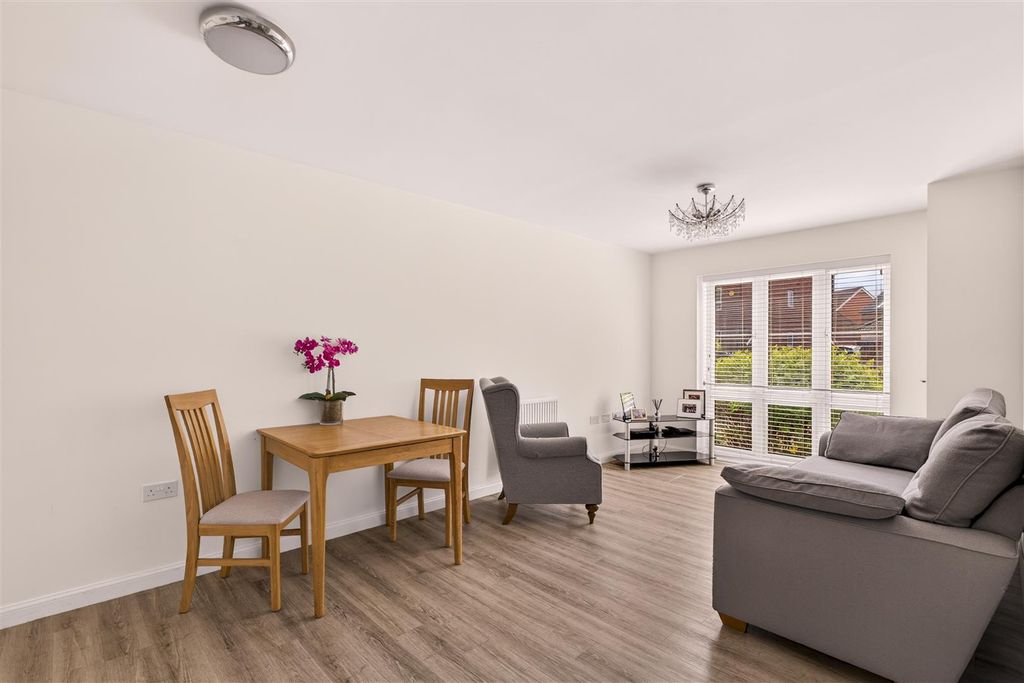 Property photo 2 of 16 For Sale By Aspire Residential | Stroudley House