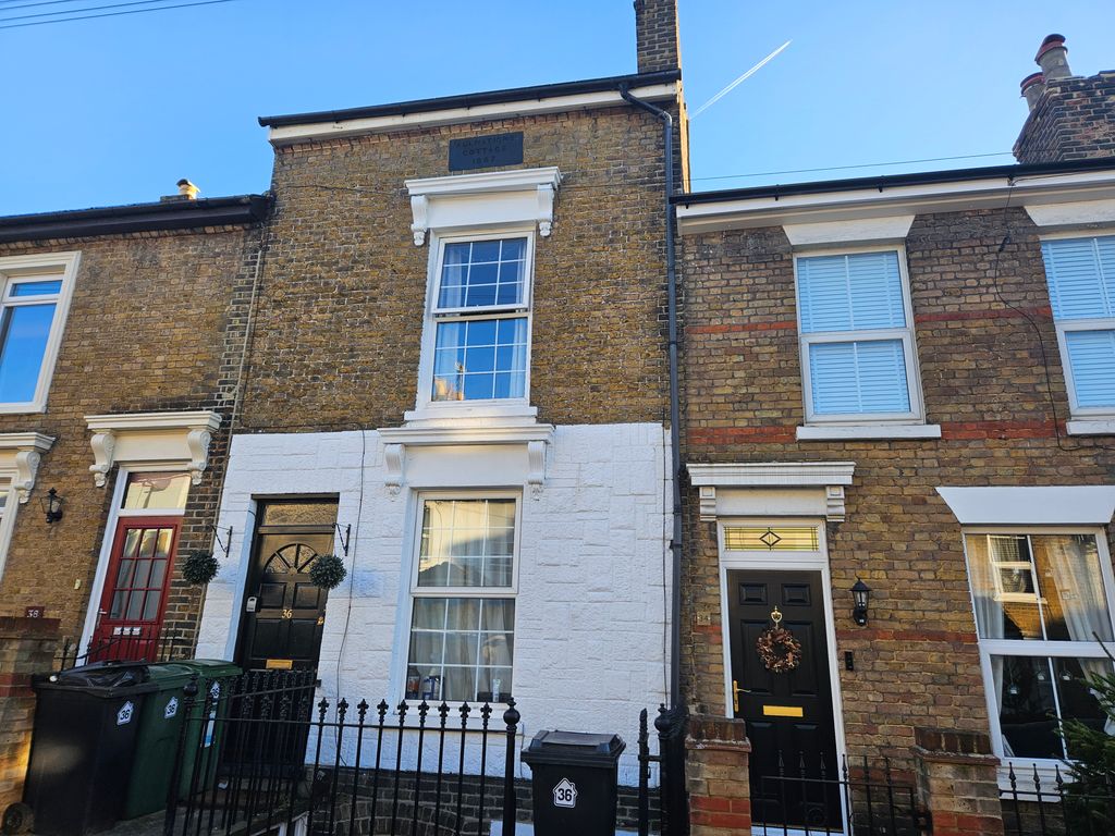 Property photo 1 of 6