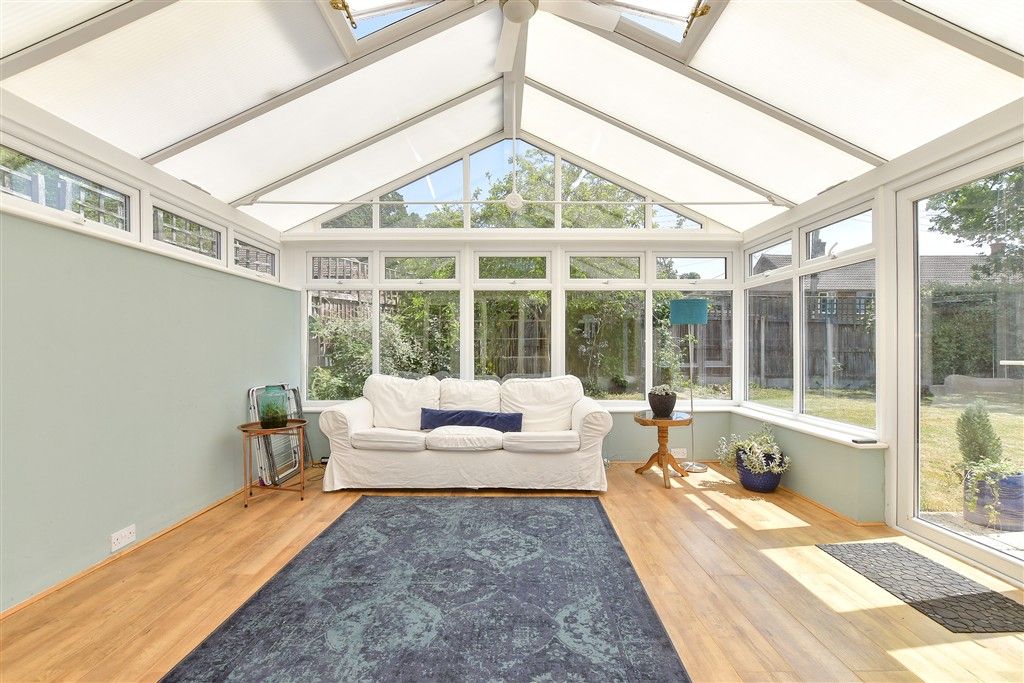 Property photo 3 of 15 Conservatory