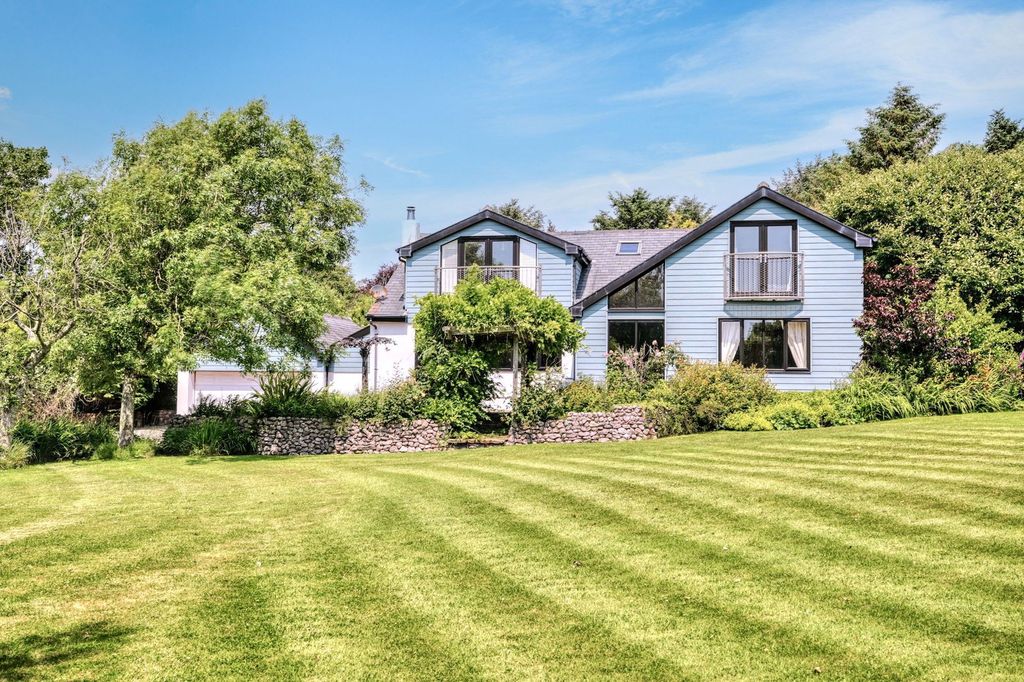 Property photo 1 of 56