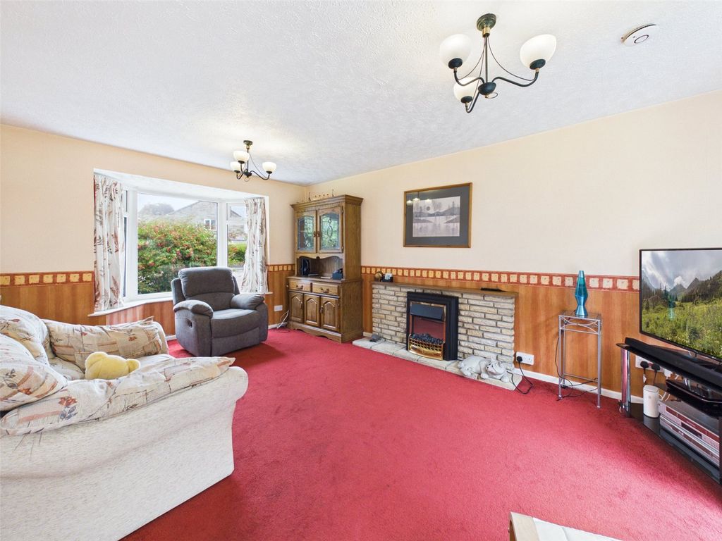 Property photo 2 of 25 Picture No. 06