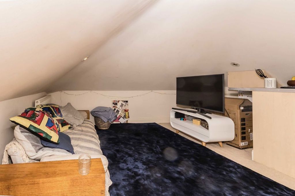 Property photo 2 of 4