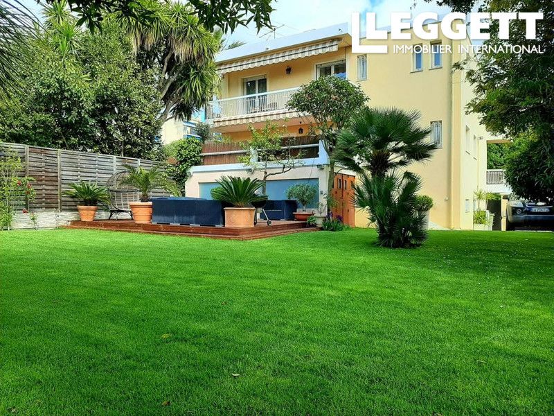 Property photo 1 of 10