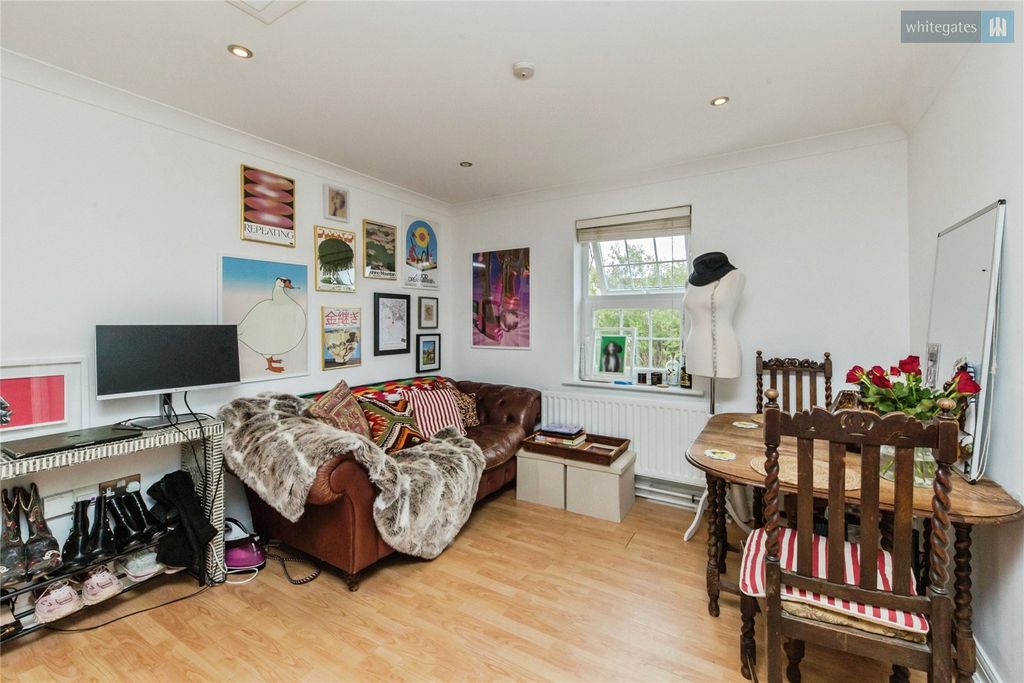 Property photo 3 of 12 Picture No. 07