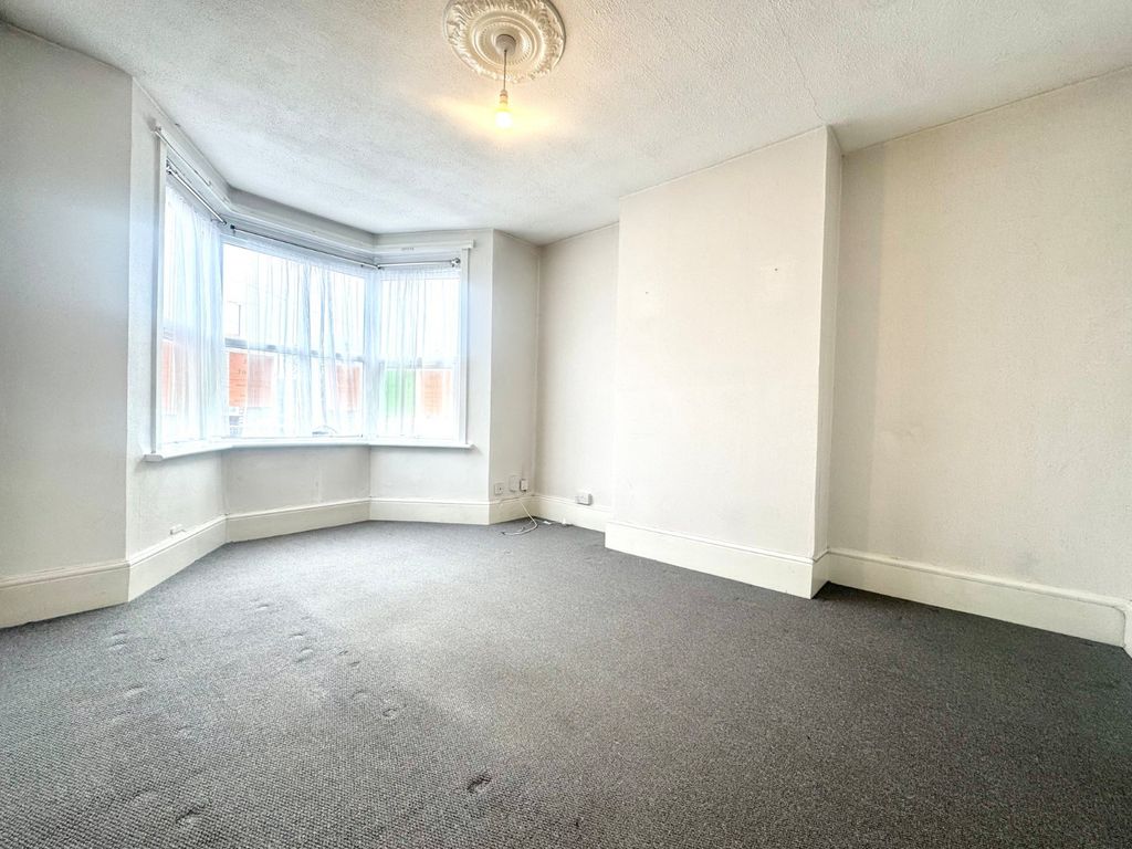 Property photo 2 of 6 Picture 2