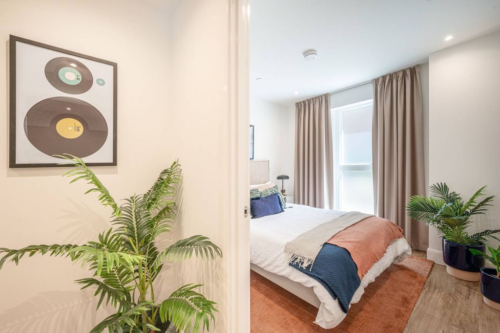 Property photo 1 of 30