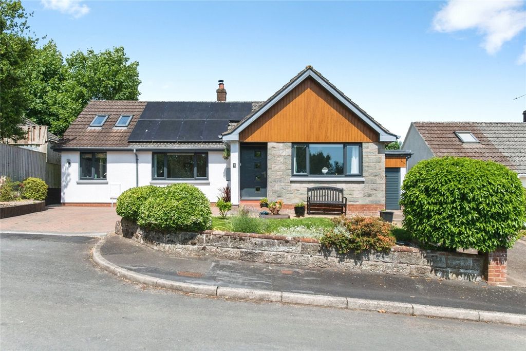Property photo 1 of 17 Picture No. 12