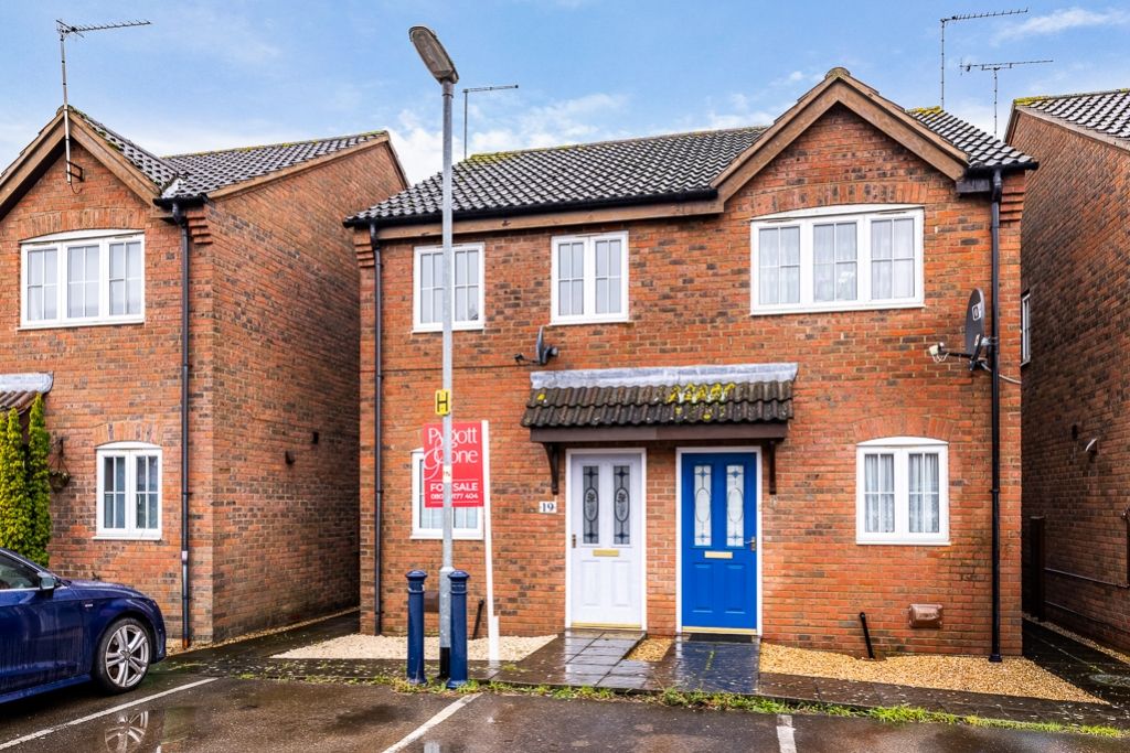 Property photo 1 of 20 19 Fydell Court (Boston)-3