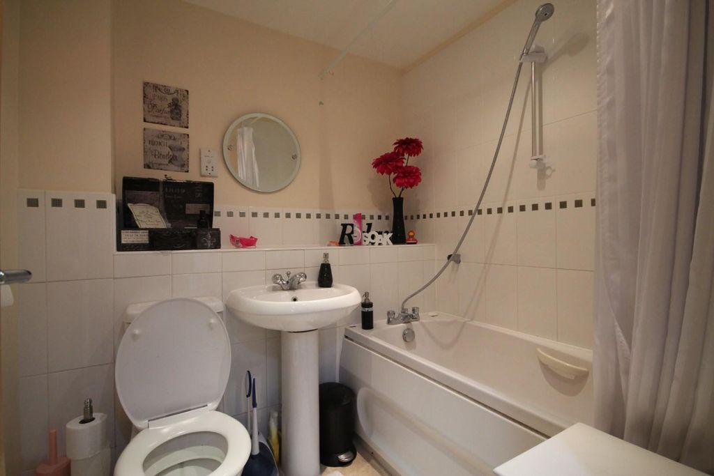 Property photo 3 of 8 Img_0849.Jpg