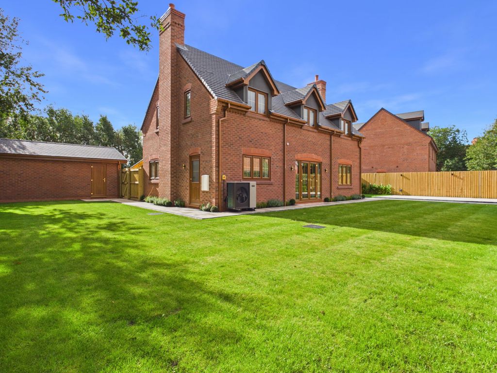 Property photo 3 of 33