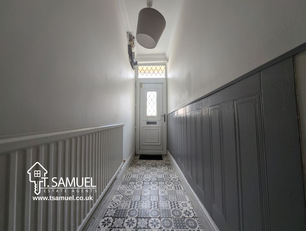 Property photo 2 of 35 Hallway